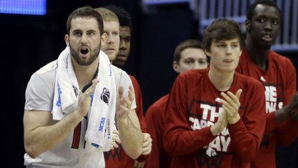 Tourney Central: Louisville, Michigan march on in Midwest