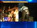 Psycho attacks police in Nellore