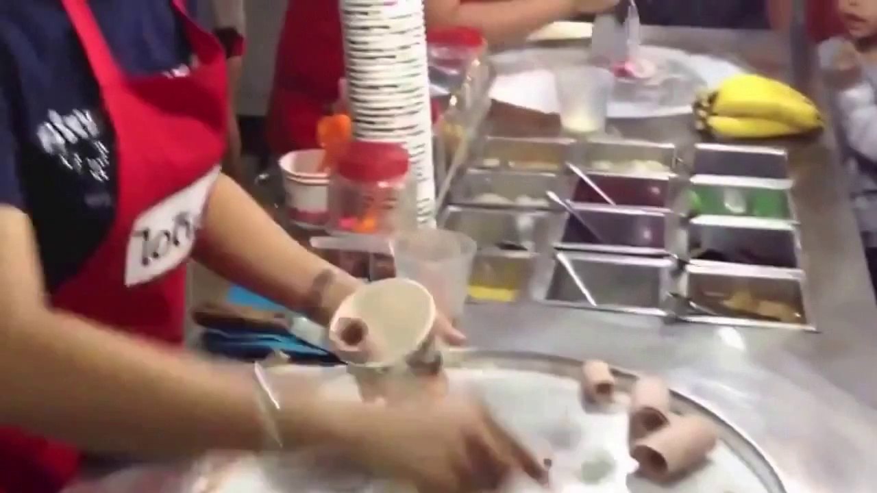 Tayland'da dondurmanın yapılış şekli