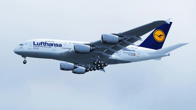FSX Lufthansa Airbus A380 Landing @ Kraków Balice RWY 07 ( HD )