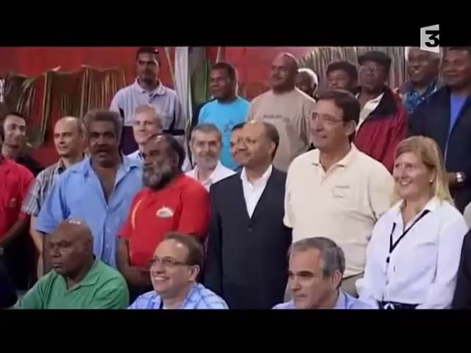 Thalassa  - Sur le sentier du littoral, en Nouvelle-Caledonie (1)