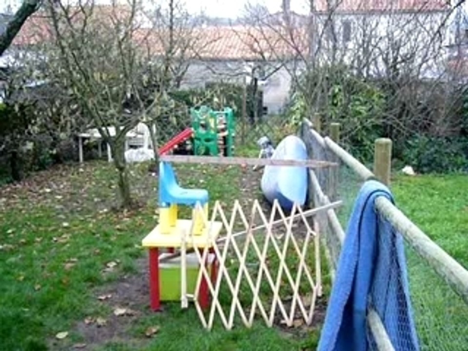 vanille saute un groooos obstacle !