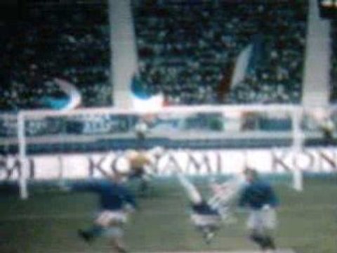 (PES)LE ciseaux de titi henry