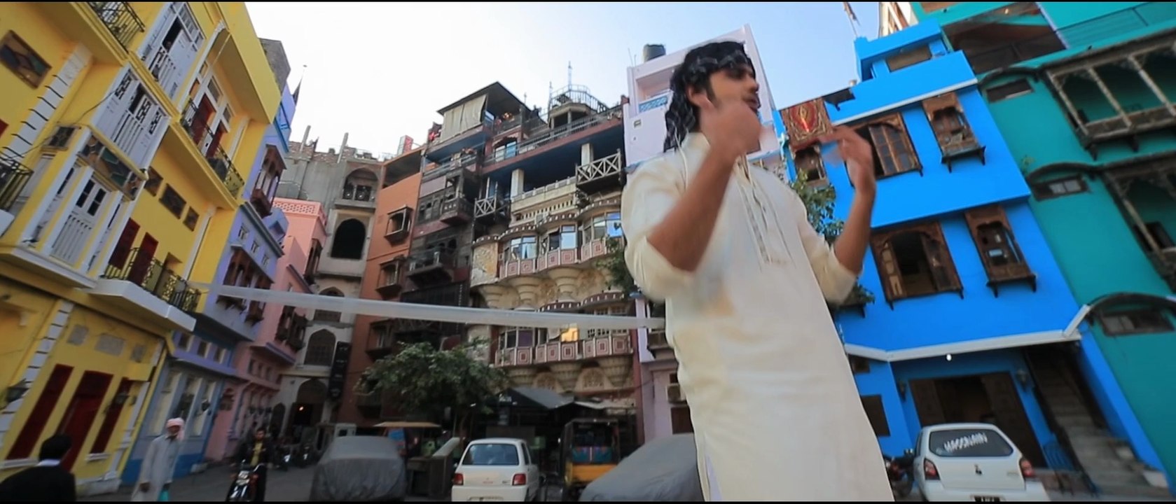 A beautiful political and social satire sung by Hamza Malik