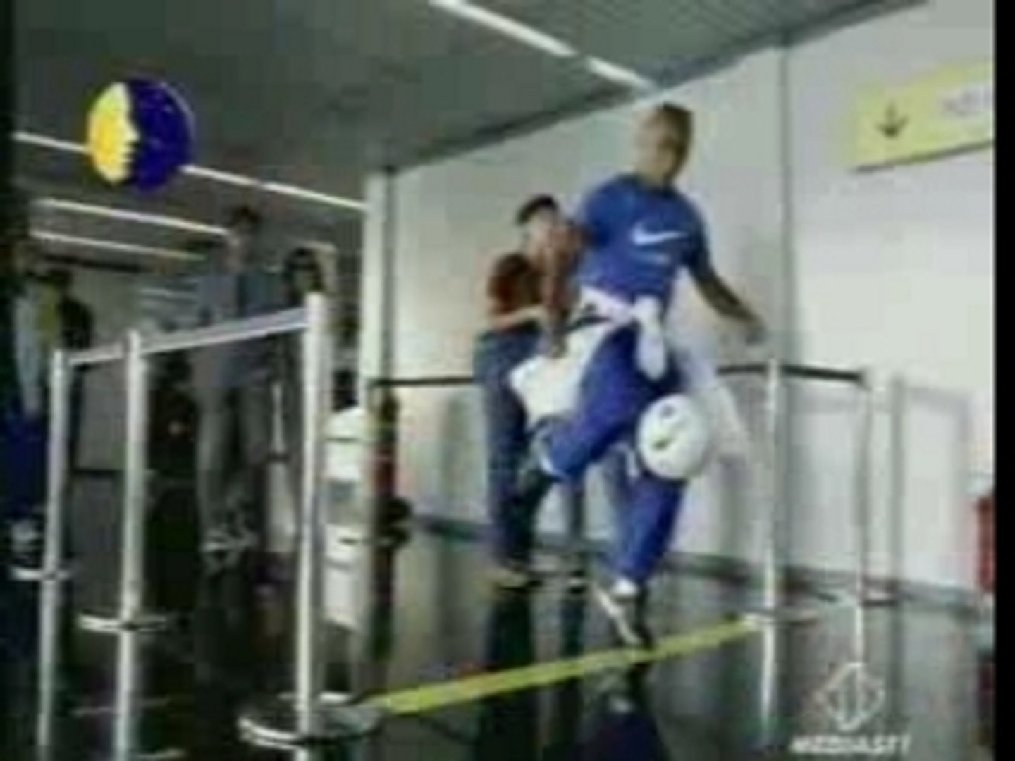 Nike Brasil Airport - Vidéo Dailymotion