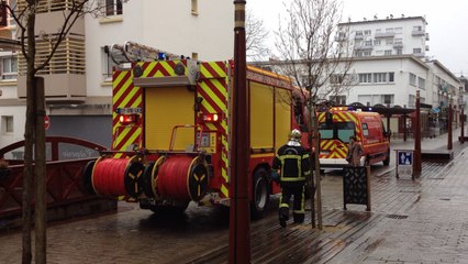 Feu de friteuse dans un bistrot rue du Port