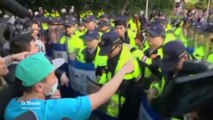 Taïwan : les manifestants éloignés par des canons à eau