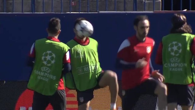 El Atlético, partido a partido pero líder