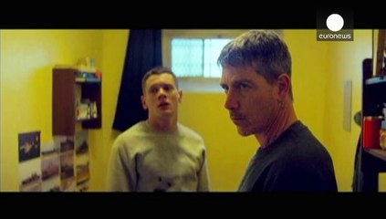 Demir parmaklıkların iki ayrı tarafında baba oğul dramı: Starred Up