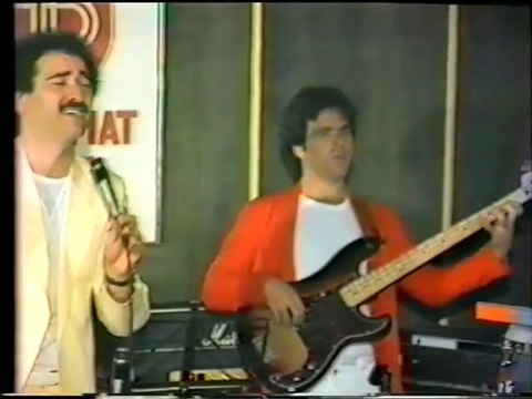 Michael Halphie Sings An Old Turkish Pop Classic Called İstemem Babacığım 14.06.1983