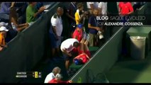 Tennis - Grigor Dimitrov arrête un match pour aider une ramasseuse de balle malade