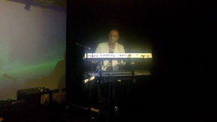 CLOUDS OF HEAVEN (Ryan Farish Cover) Live @ Hustler