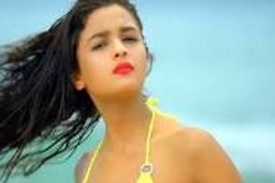 Alia Bhatt And Arjun Kapoor In New Movie Two States | Bollywood Gossip | Bollywood News Latest | B.Town News | Bollywood Hot News | Just Hungama |