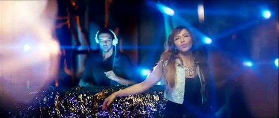 Burcu Güneş   -    Bir Sevgi İstiyorum