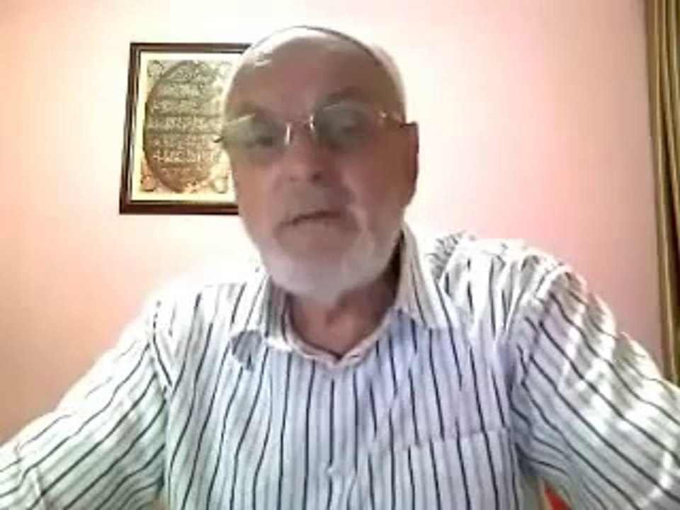 ORUCU BOZAR MI  (1 4)  Duş almak, diş fırçalamak, krem sürmek... vb. - A.Metin Saruhan