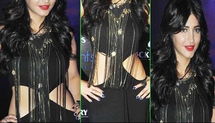 Bollywood Hot Babe Shruti Haasan looked stunning in a black outfit as she posed for the cameras