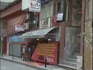 Grup Yorum üyelerinin OKMEYDANI POLİSE KARŞI DİRENİŞİ