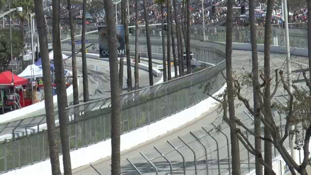 2014 LBGP Fri Prac 2 bridge 1