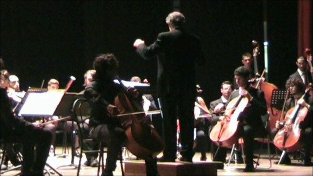 Orchestra Giovanile del Conservatorio Tito Schipa Lecce-Marco Schiavone-Brindisi 29 sett 2012 Nuovo Teatro Verdi- wmv