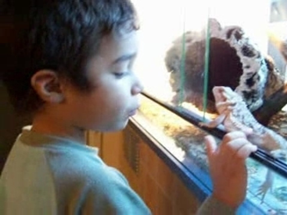 Axel discute avec Barbara