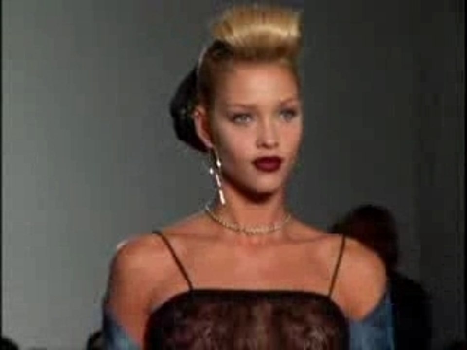 Ana Beatriz Barros - ModTv