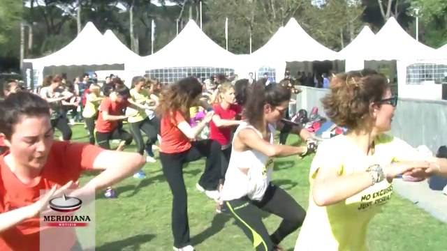 Malagò inaugura Run5- Galaxy S5 Appia Run, oltre 6000 maratoneti ai nastri di partenza