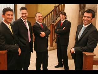 Vokaliz Yalnızım Dostlar