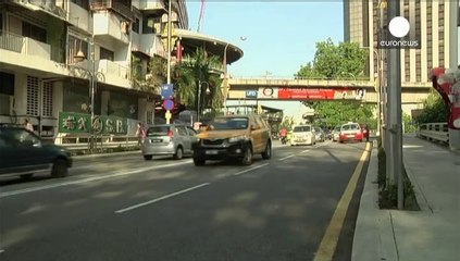 Çinliler Malezya Başbakanı Rezak'a tepkili