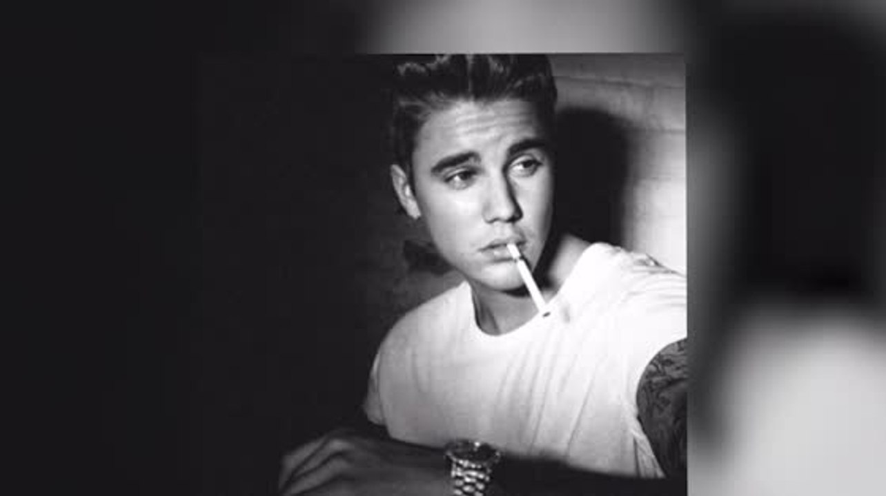 Justin Bieber macht auf James Dean, sagt aber, dass er keine Zigaretten raucht