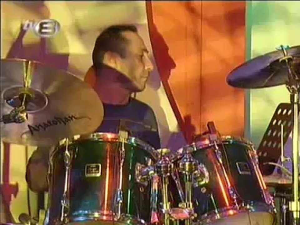 gitarci ne desem serkan cevik live canli performans(2)