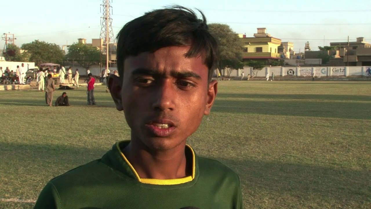Le salut par le foot pour des gamins des rues de Karachi