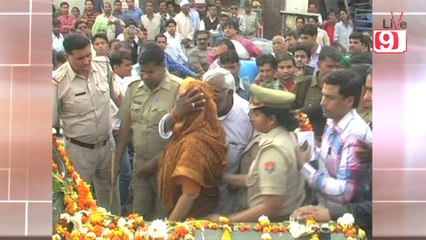 SHOCKING:Nagma Publicly Molested By Congress MLA