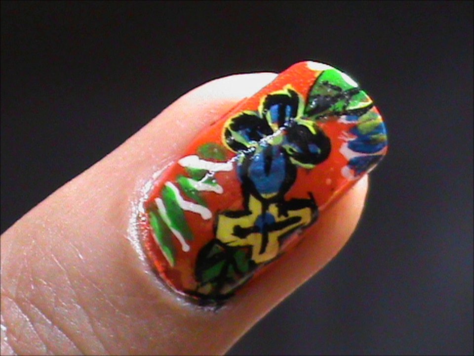 Easy Flower nail Designs