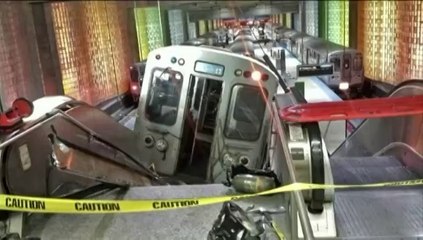 Un train déraille et s’encastre dans un escalator à Chicago, faisant trente blessés