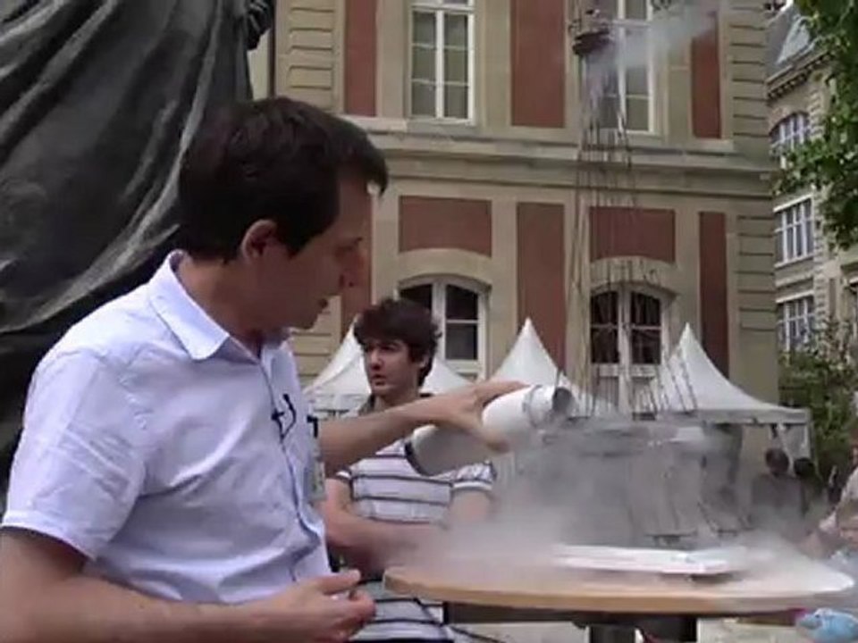 Qu'est-ce que la Tour Eiffel supra ?