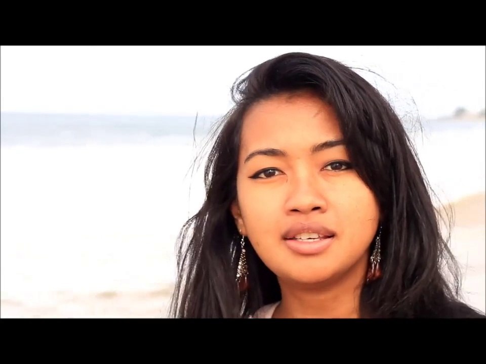 RABOUSSA  -  Manantena anao  (gasy - malagasy)