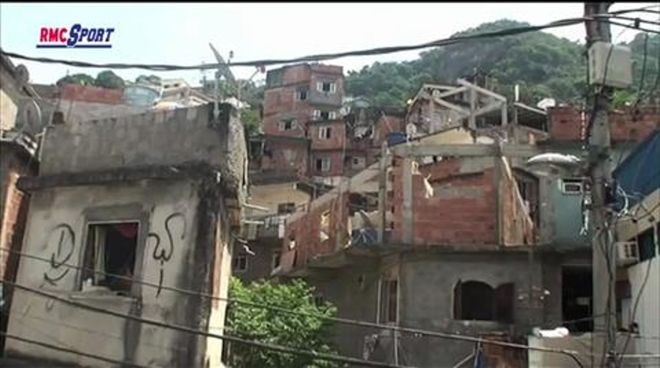 Football / Coupe du monde : Les favelas comme hébergement - 25/03