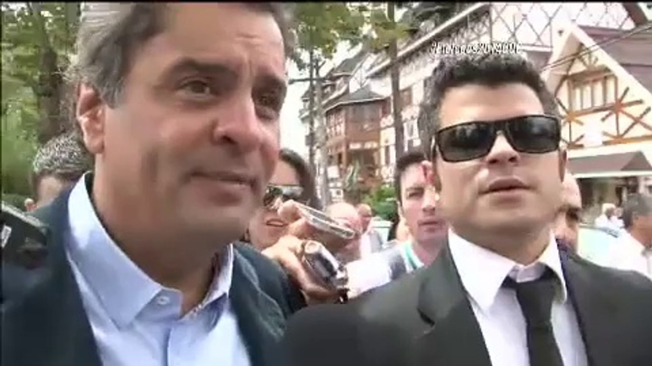 Aécio Neves no CQC fala sobre a campanha de difamação contra a sua pessoa