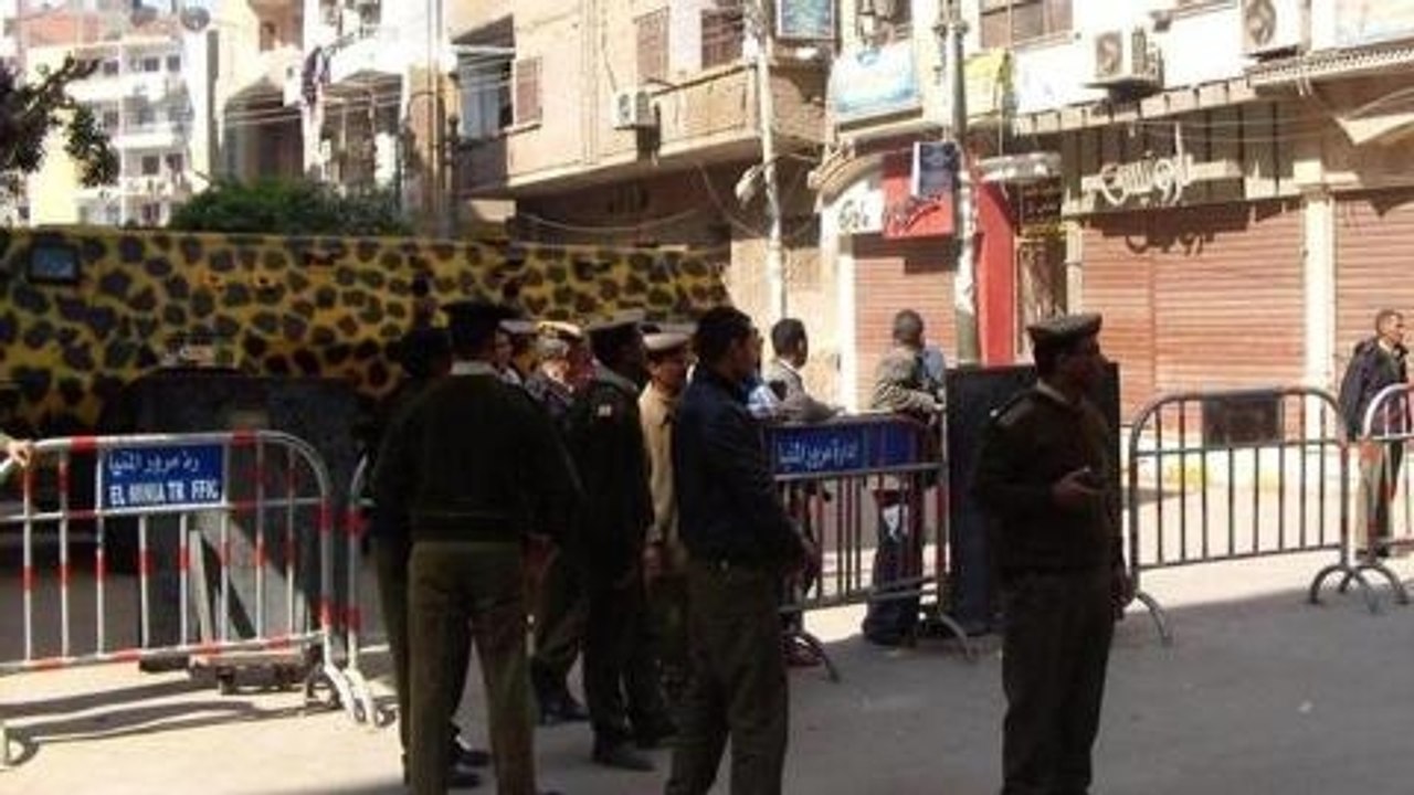 Egypt adjourns second mass Brotherhood trial