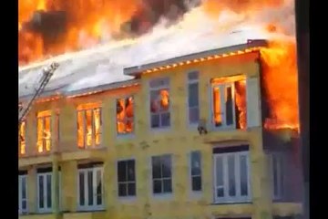 Diri diri yanmaktan son anda kurtuldu