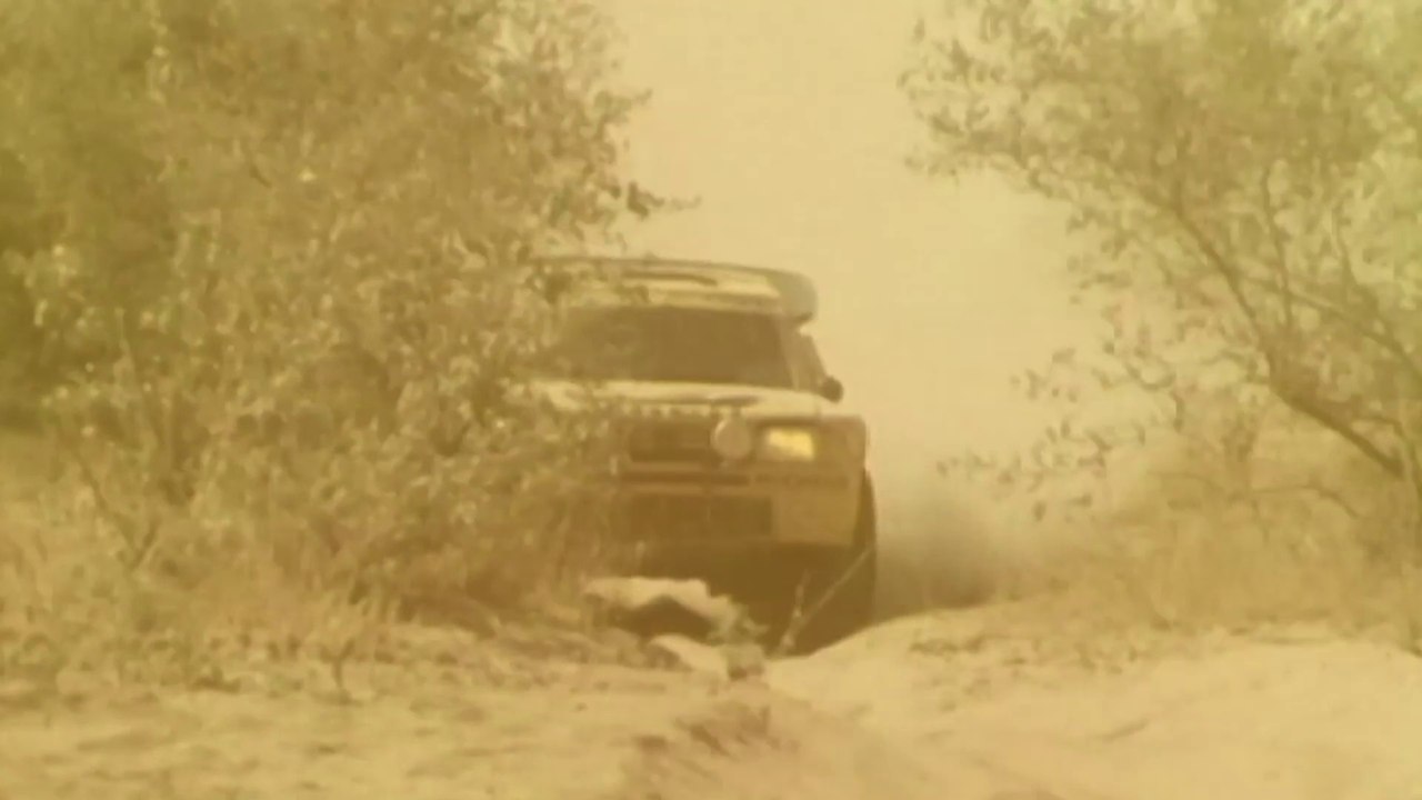 Peugeot returns to Dakar