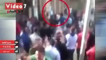 Lady in pink top subject to sexual harassment in Cairo University