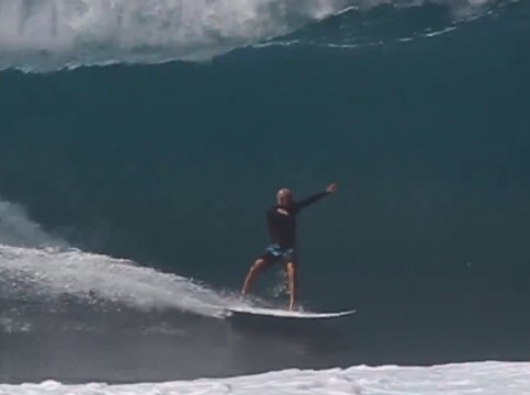 Kelly Slater Wins the Wave of the Winter