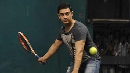 Aamir Khan Plays Tennis !
