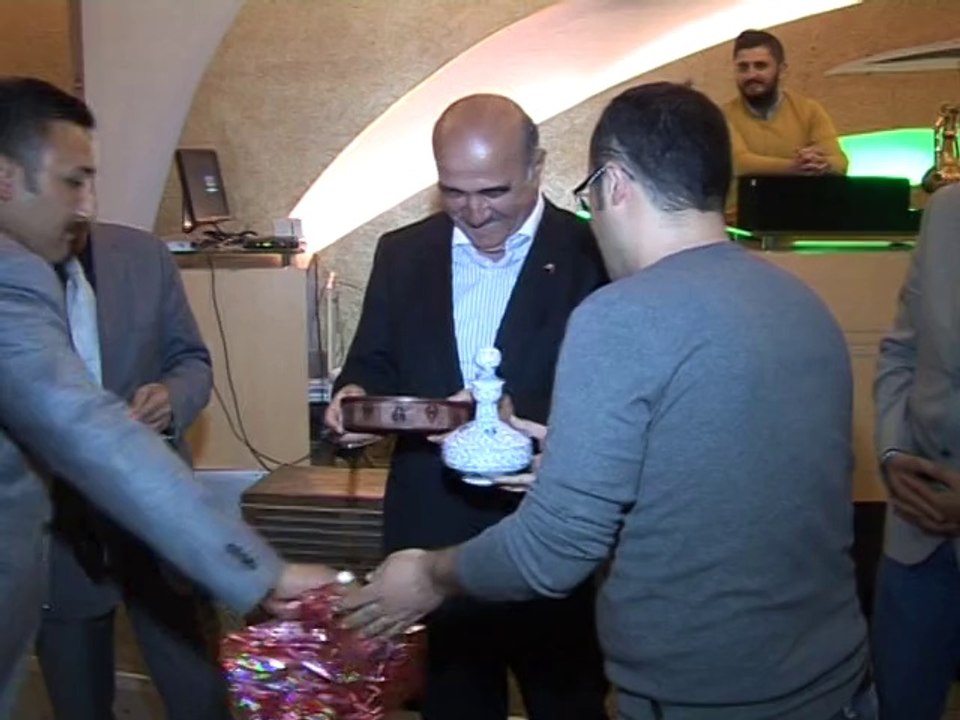 BAŞKAN YILDIRIM'A DUYGU DOLU VEDA