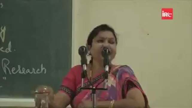 A Hindu Women is Praising Islam and HIjab