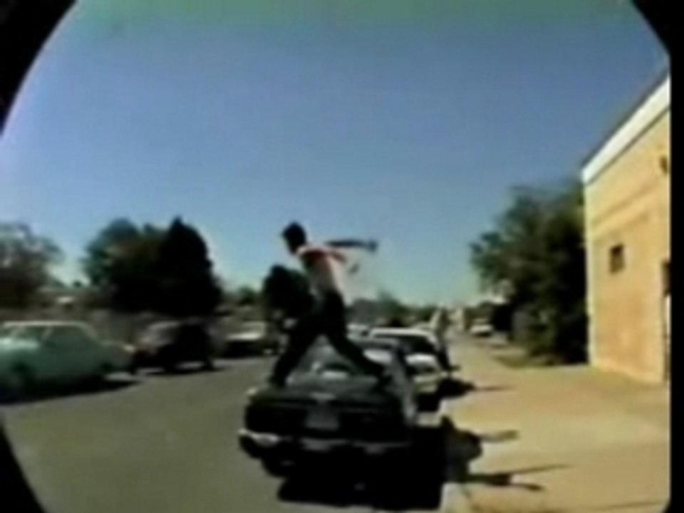 Jackass - Steve-O - Car Flip