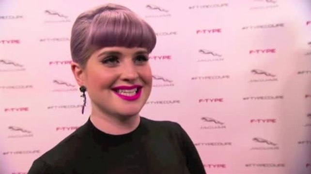 Kelly Osbourne Comes to Miley's Defence
