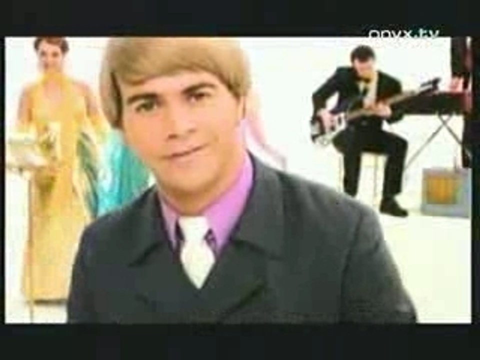 The Mike Flowers Pops - Wonderwall