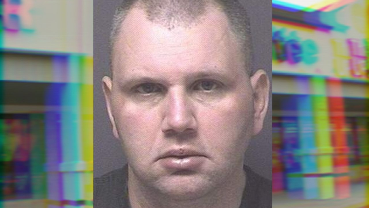 Man Robs Same Shoe Store Twice, 15 Years Apart